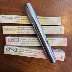 Clinique Naturally Glossy Mascara 01 JET BLACK 0.2oz/5.6ml Full NIB Discontinued